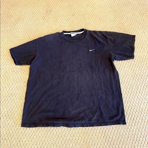 Nike Vintage Check Tee Black⚫️
Size Medium Men’s